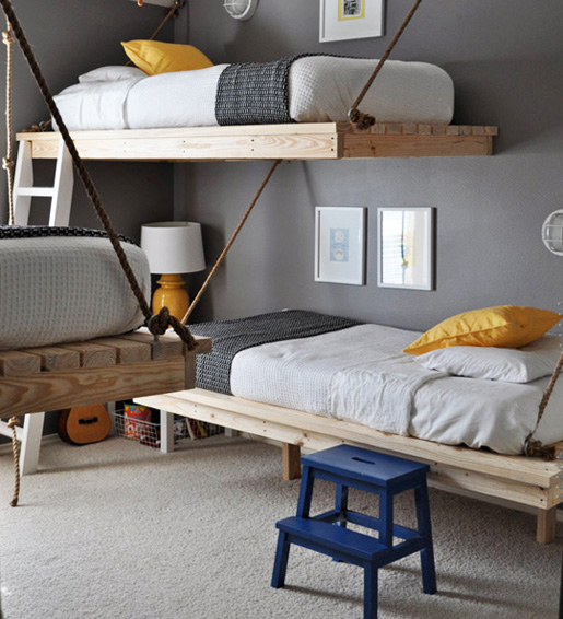 Bunking for Three {floating bunk beds}