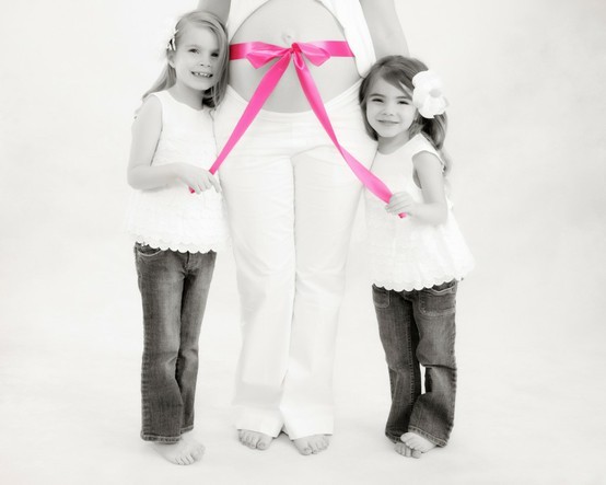 Pregnancy Picture with Other Kids