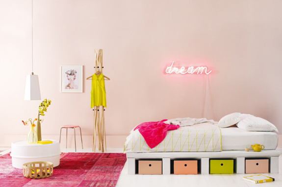 Neon Pink Girls' Room - Decorating Ideas Neon Pink Girls' Room - Decorating Ideas
